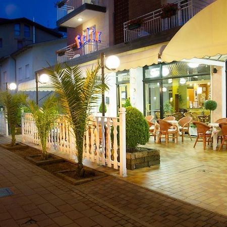 Hotel Felix Pindemonte Lido di Jesolo Exterior photo